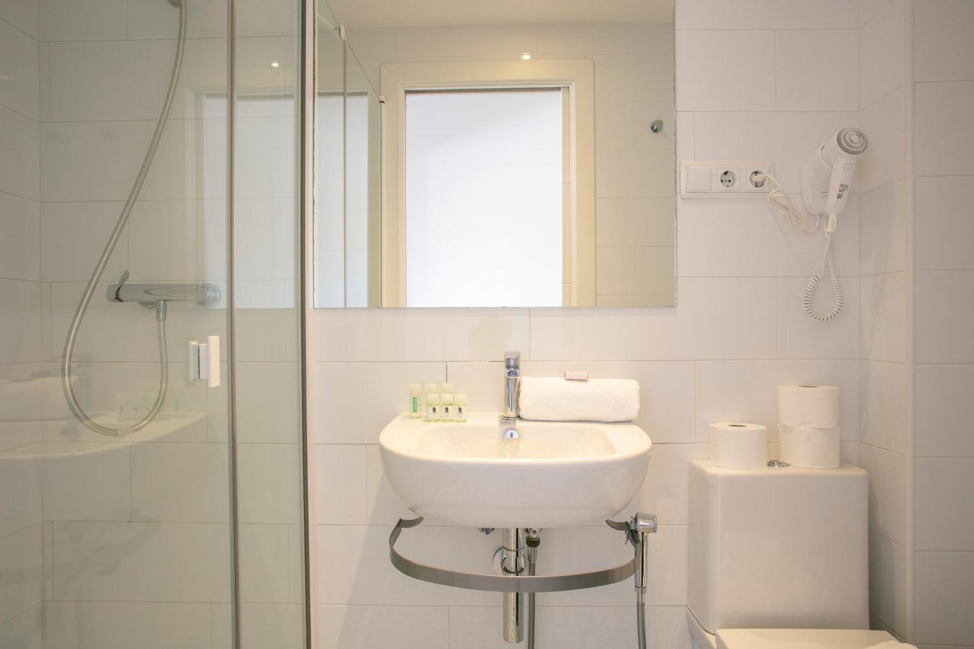 Bcnstop Sant Pau Suites Barcelona Ngoại thất bức ảnh