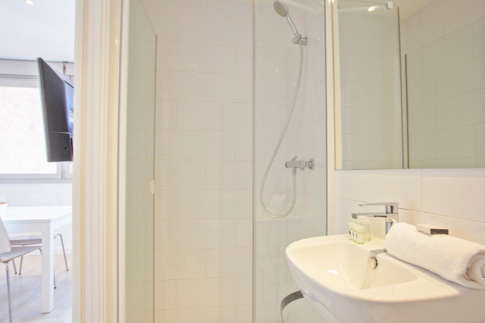 Bcnstop Sant Pau Suites Barcelona Ngoại thất bức ảnh