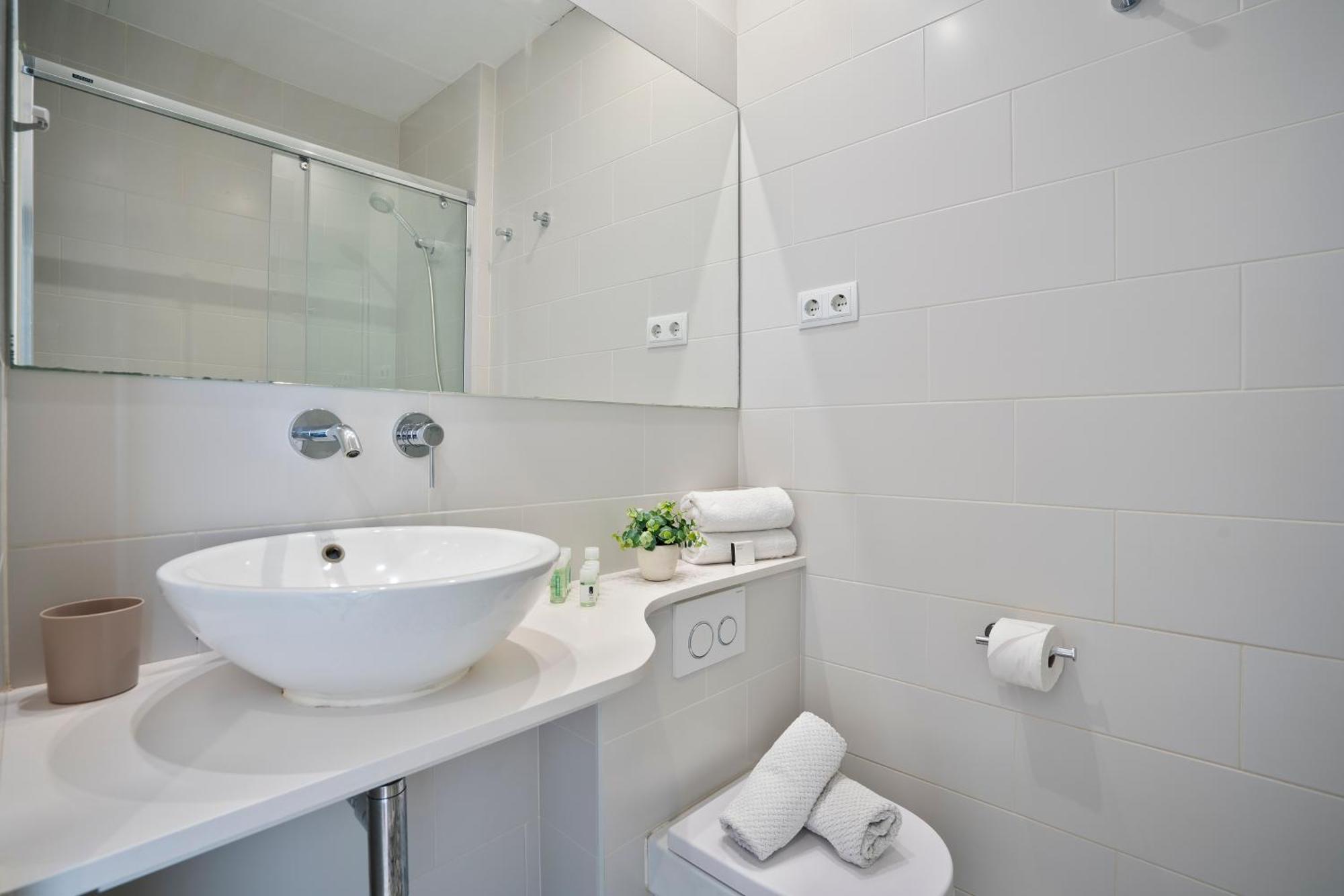 Bcnstop Sant Pau Suites Barcelona Ngoại thất bức ảnh